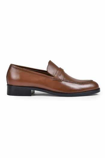 Wednesday Lifestyle_Brown Alex Patent Leather Solid Loafers _Online_at_Aza_Fashions