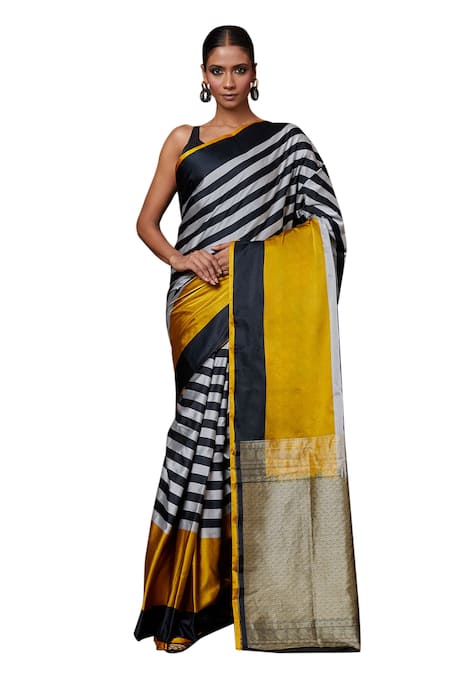 Vishwa By Pinki Sinha_Multi Color Silk Zari Stripe Pattern Saree With Running Blouse _Online_at_Aza_Fashions