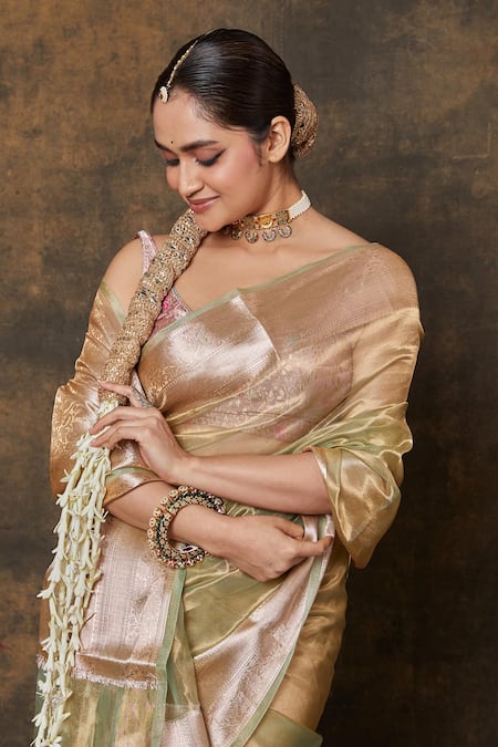 Vishwa By Pinki Sinha Green Tissue Embroidery Florette Border Woven Saree With Running Blouse at Aza Fashions Vishwa By Pinki Sinha_Green Tissue Embroidery Florette Border Woven Saree With Running Blouse_at_Aza_Fashions