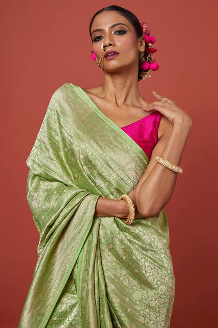 Vishwa By Pinki Sinha_Green Silk Floral Brocade Woven Saree With Running Blouse_Online_at_Aza_Fashions