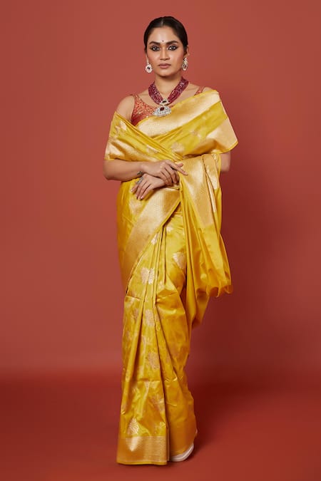 Pinki Sinha Lotus Woven Saree With Running Blouse 