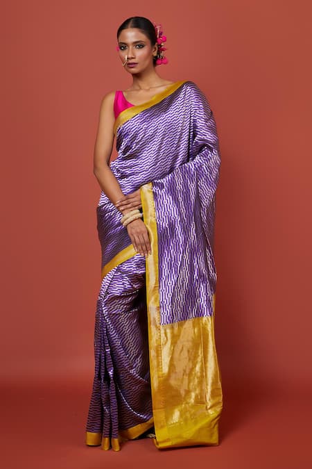 VISHWA BY PINKI SINHA Abstract Woven Saree With Running Blouse 