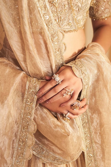 Buy_Ridhi Mehra_Gold Net, Tissue Sequins, Beads, Zari V-neck Floral Embroidered Lehenga Set 