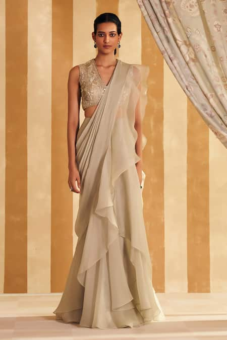 Ridhi Mehra Silver Saree Chiffon/organza Nafeesa Solid Pre Draped Ruffle With Blouse 