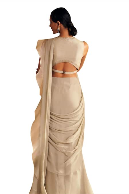 Ridhi Mehra_Silver Net, Chiffon, Organza Nafeesa Solid Pre Draped Ruffle Saree With Blouse _Online_at_Aza_Fashions