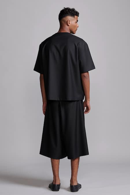 Dash And Dot Y-Neck Solid Shirt & Shorts Set 