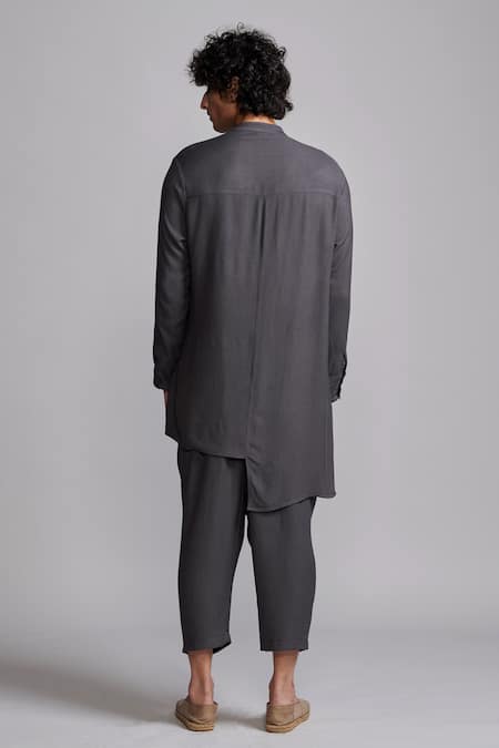 Shop Dash And Dot Grey Viscose Uneven Hem Long Shirt And Cropped Pant Co-ord Set at Aza Fashions Shop_Dash And Dot_Grey Viscose Uneven Hem Long Shirt And Cropped Pant Co-ord Set _at_Aza_Fashions