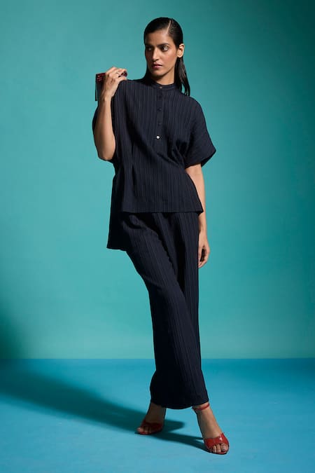 Dash And Dot Textured Asymmetric Shirt With Pant 