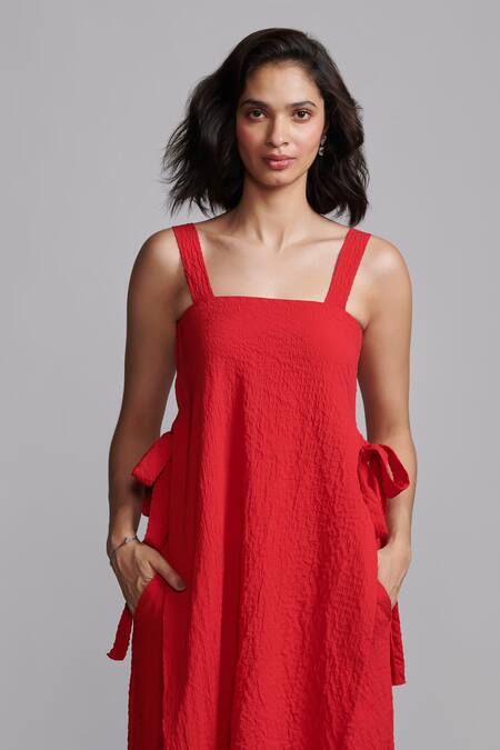 Shop_Dash And Dot_Red 100% Recycled Polyester Plain Square Neck Crinkle Textured Tunic With Pant _Online_at_Aza_Fashions