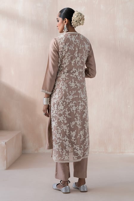 Shop Saisha Pink Organza Embroidered Floral Kurta Round Neck Jacket With Set at Aza Fashions Shop_Saisha_Pink Organza Embroidered Floral Kurta Round Neck Jacket With Set _at_Aza_Fashions