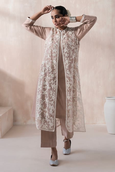 Shop Saisha Pink Organza Embroidered Floral Kurta Round Neck Jacket With Set Online at Aza Fashions Shop_Saisha_Pink Organza Embroidered Floral Kurta Round Neck Jacket With Set _Online_at_Aza_Fashions