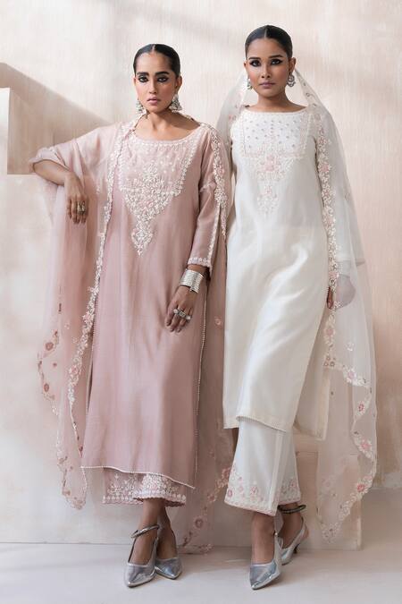 Saisha Ivory Organza Embellished Bead Round Floral Thread Embroidered Kurta Pant Set at Aza Fashions Saisha_Ivory Organza Embellished Bead Round Floral Thread Embroidered Kurta Pant Set _at_Aza_Fashions