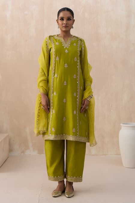 Buy Saisha Green Organza, Chanderi Mirrors, Embroidery Split Floral Butti Kurta Pant Set Online at Aza Fashions Buy_Saisha_Green Organza, Chanderi Mirrors, Embroidery Split Floral Butti Kurta Pant Set _Online_at_Aza_Fashions