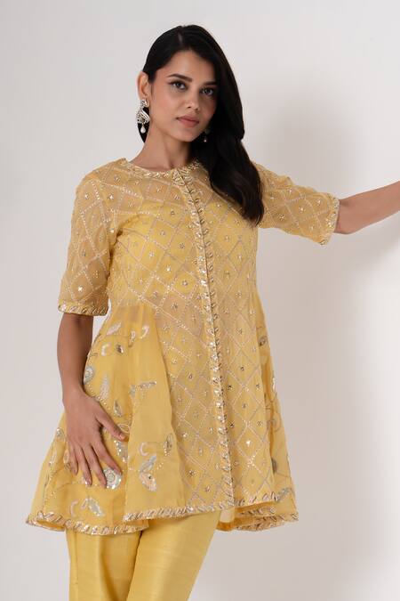 Buy_Saisha_Yellow Organza, Silk Sequins, Embroidery Round Neck Trellis Kurta With Pant _Online_at_Aza_Fashions