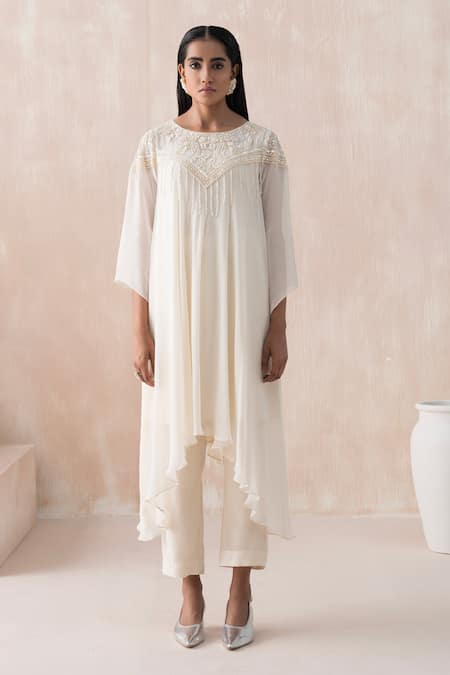 SAISHA Ivory Georgette Embroidery Floral Round Yoke Tunic With Pant 