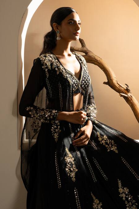 Saisha Black Organza, Silk, Georgette Sequins, Embroidery Floral Cape Lehenga Set Online at Aza Fashions Saisha_Black Organza, Silk, Georgette Sequins, Embroidery Floral Cape Lehenga Set _Online_at_Aza_Fashions