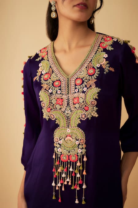 1999ad By Amita & Deepak_Purple Satin, Organza Tassels, Embroidery V-neck Kurta And Pant Set _at_Aza_Fashions