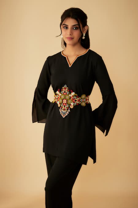 1999ad By Amita & Deepak_Black Georgette Beads, Cut Work Split V-neck Pant Set With Embellished Belt _Online_at_Aza_Fashions