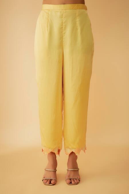 Buy_1999ad By Amita & Deepak_Yellow Silk Sequins, Embroidery V-neck Kurta Set _Online_at_Aza_Fashions