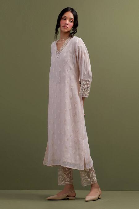 Shop Anantaa By Roohi Pink Chanderi, Cotton Cut Work, Sequins, Floral Resham Kurta Pant Set Online at Aza Fashions Shop_Anantaa By Roohi_Pink Chanderi, Cotton Cut Work, Sequins, Floral Resham Kurta Pant Set _Online_at_Aza_Fashions