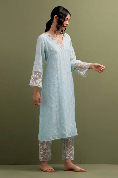 Anantaa By Roohi Blue Chanderi Embroidery, Sequins V-neck Floral Patchwork Kurta Pant Set at Aza Fashions Anantaa By Roohi_Blue Chanderi Embroidery, Sequins V-neck Floral Patchwork Kurta Pant Set _at_Aza_Fashions