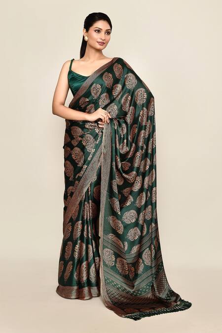 Buy_Naintara Bajaj_Green Chiffon, Jacquard Tassels, Detailed Pallu Saree With Running Blouse Piece_Online_at_Aza_Fashions