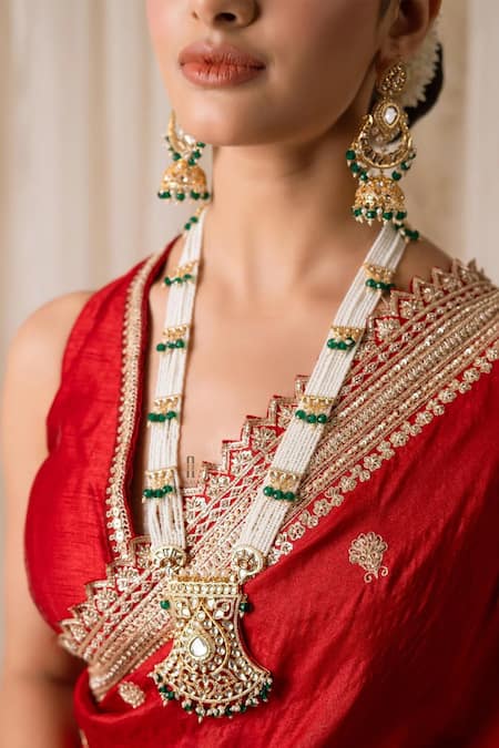 Anana_White Pearls Vama Kundan Embellished Bridal Necklace Set _Online_at_Aza_Fashions