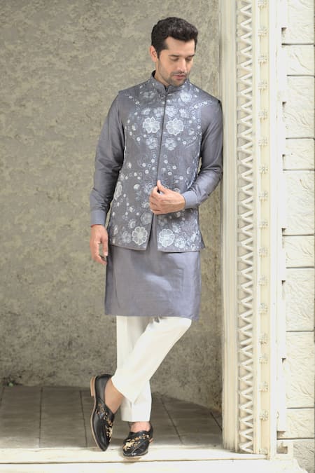 Shop Courtyard By Abhi Gray Silk, Cotton Embroidery Iris Fleur Bundi Kurta Set at Aza Fashions Shop_Courtyard By Abhi_Gray Silk, Cotton Embroidery Iris Fleur Bundi Kurta Set _at_Aza_Fashions