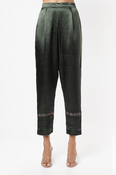 Vana Ethnics Green Georgette Mirrors, Embroidery Round Neck Ajrakh Print Kurta Pant Set Online at Aza Fashions Vana Ethnics_Green Georgette Mirrors, Embroidery Round Neck Ajrakh Print Kurta Pant Set _Online_at_Aza_Fashions