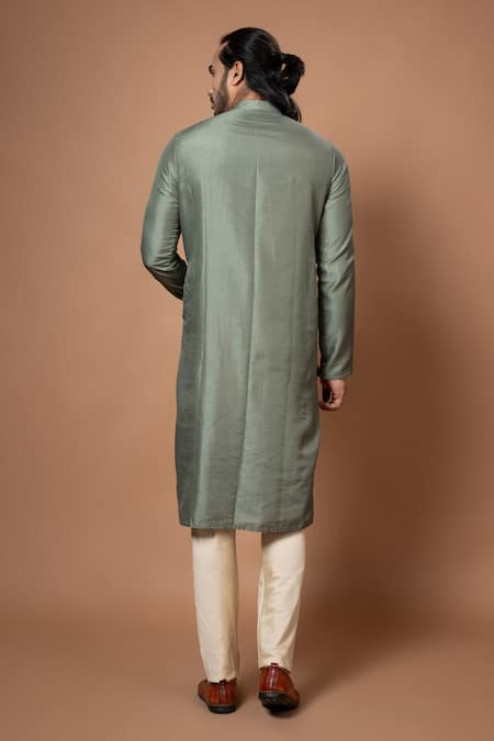 Priyanka Haralalka Silk Kurta With Pyjama 
