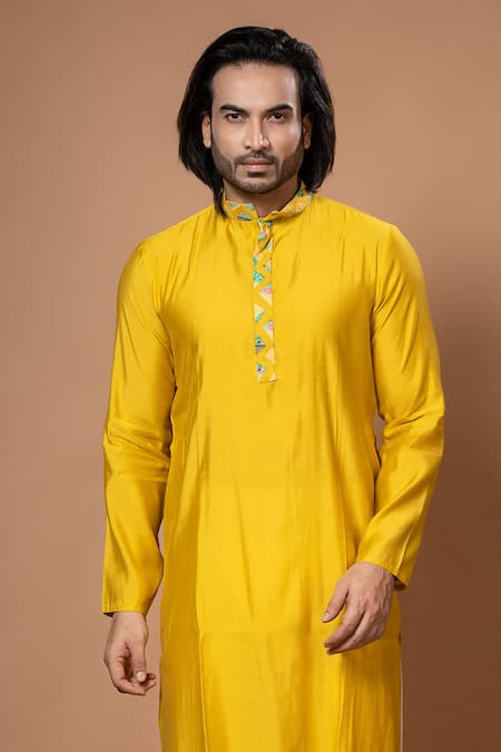 Priyanka Haralalka_Yellow Cotton, Silk Applique Triangle Kurta With Pyjama _Online_at_Aza_Fashions
