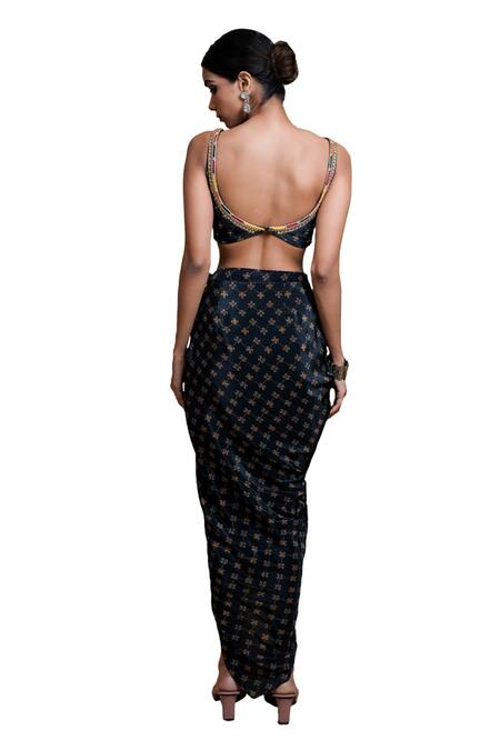 Ahi Clothing Green Crepe, Linen Zari, Embroidery, Geometric Digital Print Skirt With Blouse Online at Aza Fashions Ahi Clothing_Green Crepe, Linen Zari, Embroidery, Geometric Digital Print Skirt With Blouse _Online_at_Aza_Fashions