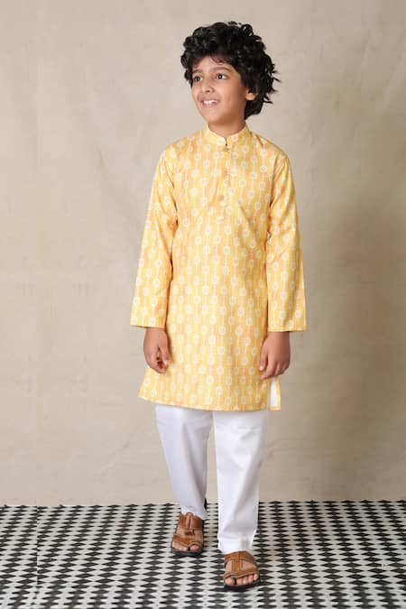 Anthrilo Honeycomb Print Kurta With Pyjama 