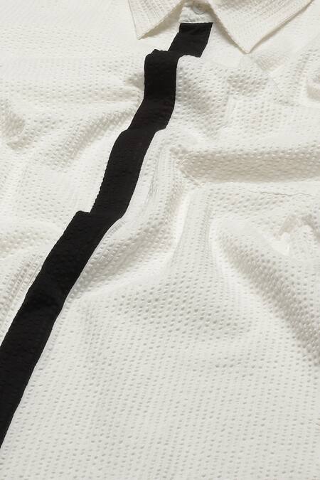 Buy_Abraham And Thakore_Ivory Cotton Textured Shirt 