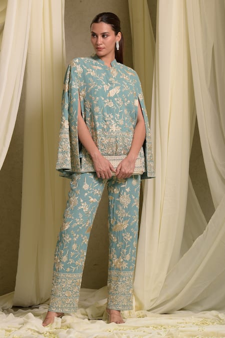 Buy_Tasuvure Indes_Blue Georgette Embroidery Reyna Gara Cape Jacket And Pant Set