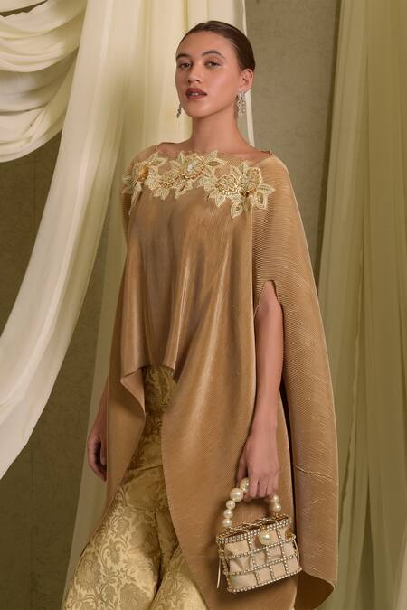 Buy_Tasuvure Indes_Gold Brocade, Silk Embroidery Divine Phool Applique Cape With Sharara Pant_Online_at_Aza_Fashions