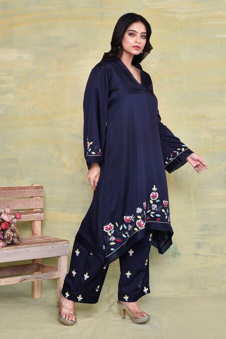 Shop_Amethyst_Blue Linen, Satin Embroidery V-neck Asymmetric Hem Kurta With Pant_at_Aza_Fashions