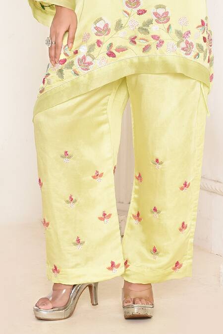 Buy Amethyst Yellow Linen, Satin Embroidery V-neck Rose Bloom Kurta With Pant Online at Aza Fashions Buy_Amethyst_Yellow Linen, Satin Embroidery V-neck Rose Bloom Kurta With Pant_Online_at_Aza_Fashions