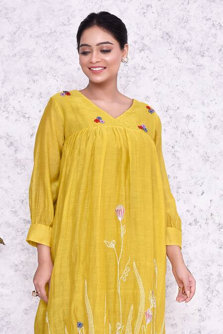 Amethyst_Green Mall Chanderi Embroidery Floral V Neck Autumn Dress _Online_at_Aza_Fashions