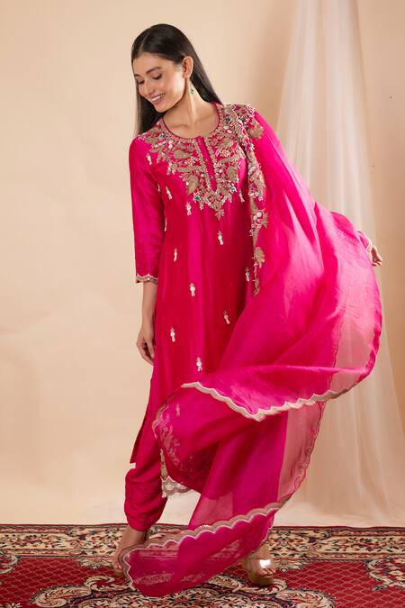 Shop_Amethyst_Fuchsia Chanderi, Organza Pearls, Sequins, Tassels Embroidered Kurta Pant Set _Online_at_Aza_Fashions