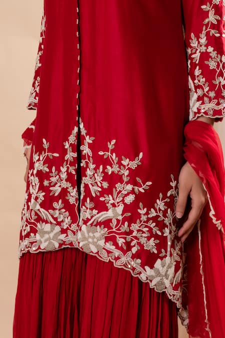 Amethyst Red Chanderi, Georgette, Net Pearls, Beads Bandeau Embroidered Kurta Pant Set at Aza Fashions Amethyst_Red Chanderi, Georgette, Net Pearls, Beads Bandeau Embroidered Kurta Pant Set_at_Aza_Fashions