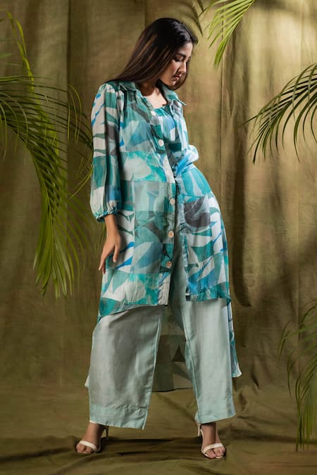 Buy Amethyst Blue Muslin Collared Abstract Geometric Print Jacket Pant Set Online at Aza Fashions Buy_Amethyst_Blue Muslin Collared Abstract Geometric Print Jacket Pant Set_Online_at_Aza_Fashions