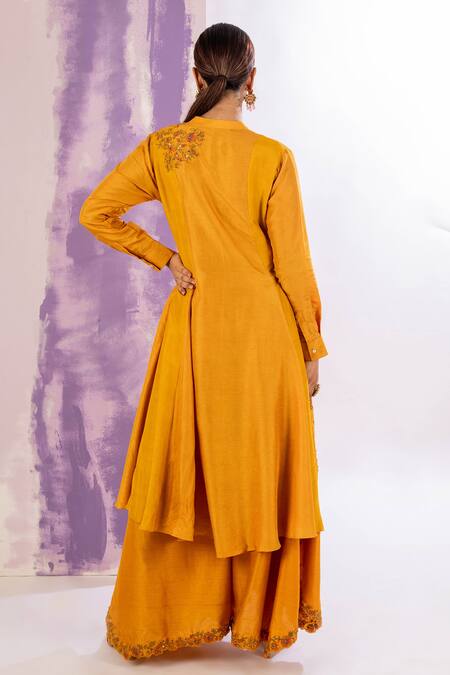 Shop Amethyst Yellow Bamboo, Silk Embroidery Collared Floral Kurta And Pant Set at Aza Fashions Shop_Amethyst_Yellow Bamboo, Silk Embroidery Collared Floral Kurta And Pant Set_at_Aza_Fashions
