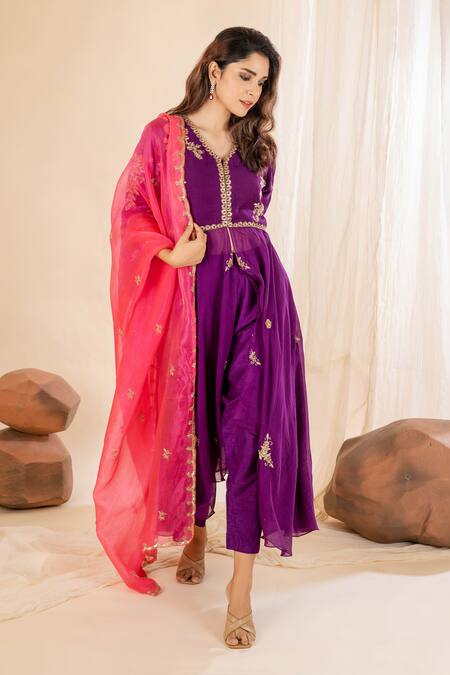 Buy_Amethyst_Purple Chanderi, Organza, Taffeta Sequins, Floral And Thread Kurta Pant Set_Online_at_Aza_Fashions