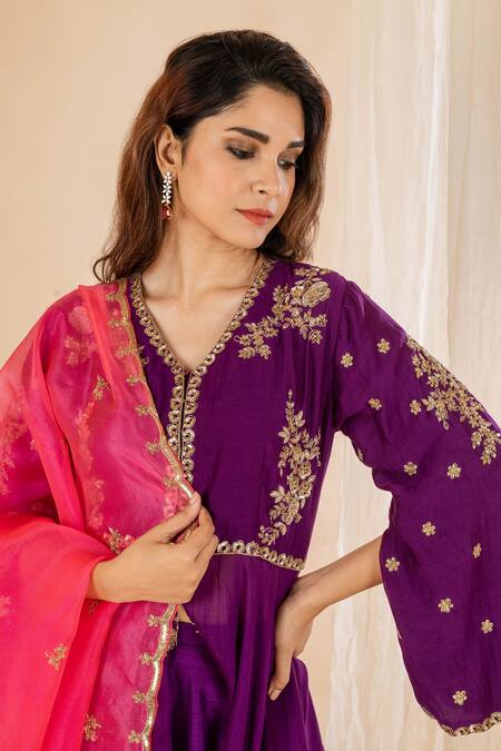 Amethyst_Purple Chanderi, Organza, Taffeta Sequins, Floral And Thread Kurta Pant Set_at_Aza_Fashions