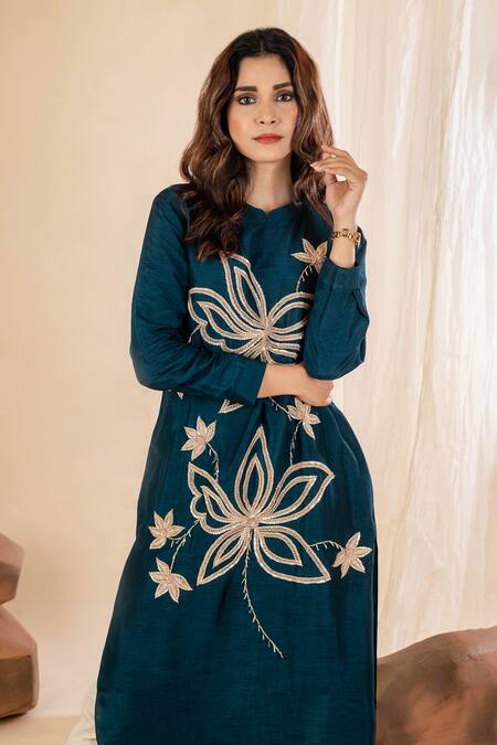 Buy Amethyst Blue Bamboo Sequins, Embroidery Round Neck Floral Kurta And Pant Set Online at Aza Fashions Buy_Amethyst_Blue Bamboo Sequins, Embroidery Round Neck Floral Kurta And Pant Set_Online_at_Aza_Fashions