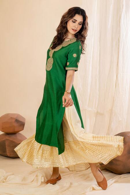 Amethyst Green Chanderi, Organza, Kota Doria Sequins, Circular Motif Kurta Lehenga Set at Aza Fashions Amethyst_Green Chanderi, Organza, Kota Doria Sequins, Circular Motif Kurta Lehenga Set_at_Aza_Fashions