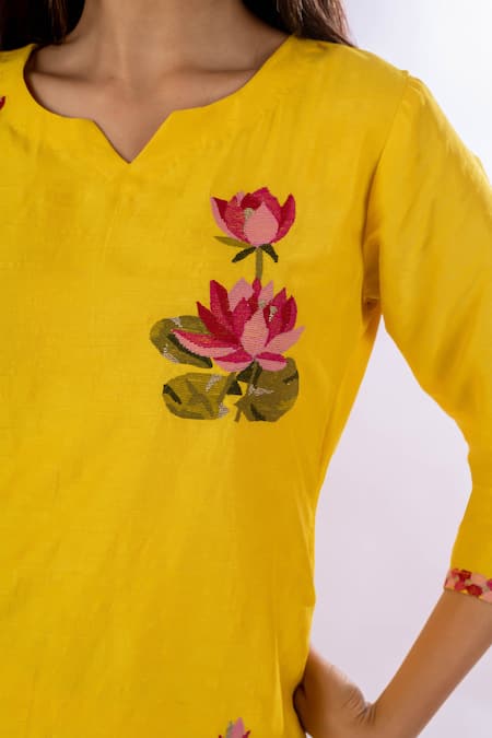 Buy Amethyst Yellow Chanderi, Bamboo Embroidery Split V-neck Floral Thread Kurta Pant Set Online at Aza Fashions Buy_Amethyst_Yellow Chanderi, Bamboo Embroidery Split V-neck Floral Thread Kurta Pant Set_Online_at_Aza_Fashions