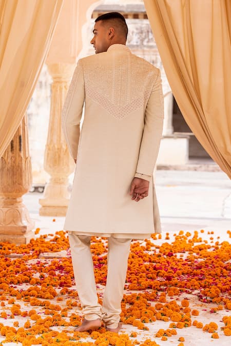 Shop Amit Arora Cream Silk, Cotton Embroidery Mughal Bloom Sherwani Set at Aza Fashions Shop_Amit Arora_Cream Silk, Cotton Embroidery Mughal Bloom Sherwani Set _at_Aza_Fashions