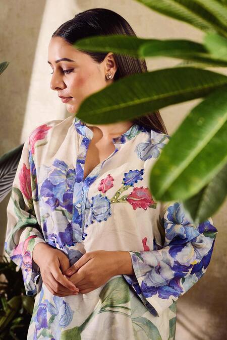 Rainas_White Cotton, Silk, Chiffon Tassels Mandarin Bloom Print Pant Set With Scarf _at_Aza_Fashions